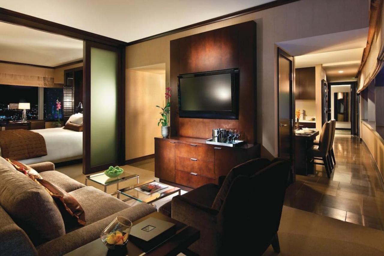 City Center - Panoramic Corner Suite At Vdara Лас-Вегас Экстерьер фото